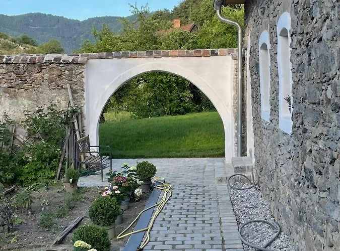 Adam-muehle Apartment *